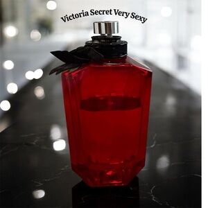 Victoria's Secret Very Sexy Rare Discontinued Victoria Secret Eau de perfume